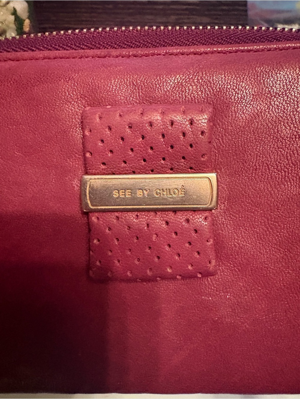 See By Chloe NWT Plum Leather Zip-Around Wallet With Perforated Silver Bow - Picture 11 of 14